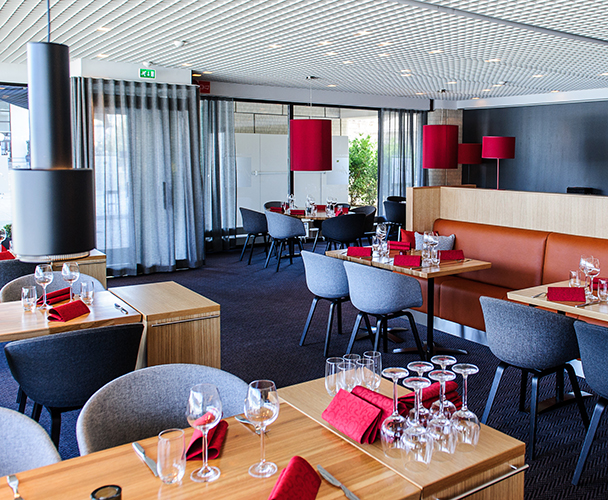 Marina Palace restaurang