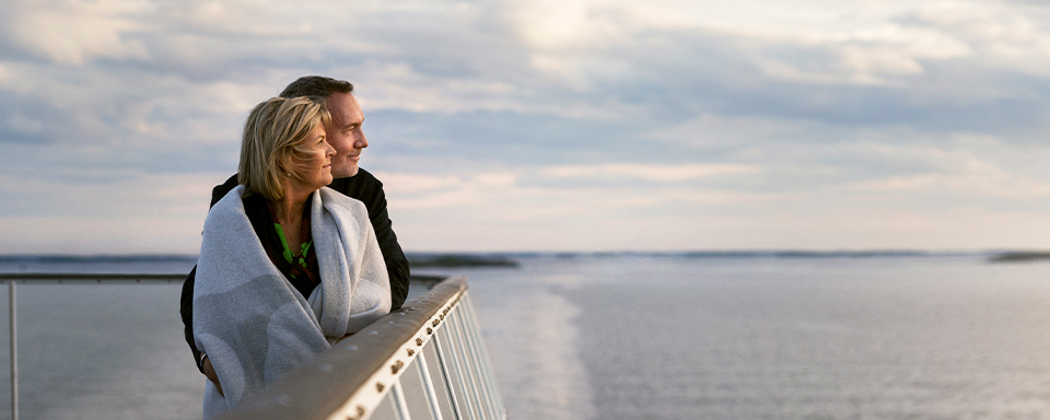 Par på däck en höstdag