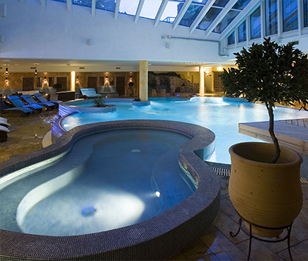Rose spa pool